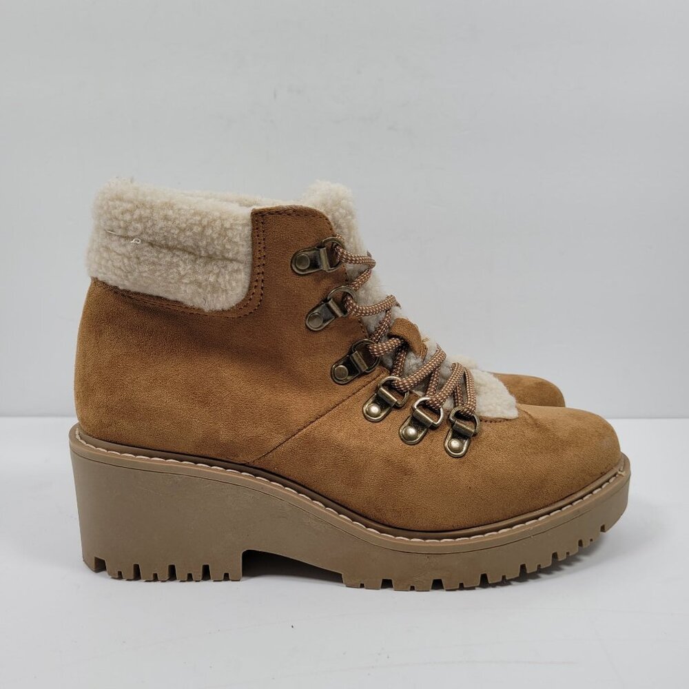 Cliffs By White Mountain Women's Brown Lace up Faux Fur Boots US Size 6.5M